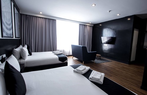 Bandar Puteri Puchong Hotel | Bloommaze Boutique Hotel