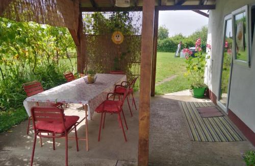 Laktasi House | Blossom Cottage