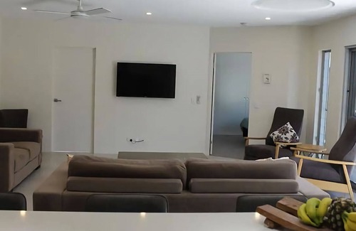 Sawtell Villa | Blossom Villa is the perfect family holiday home made for ultimate comfort and convenience.