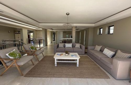 Big Bay House | Blouberg Village Place
