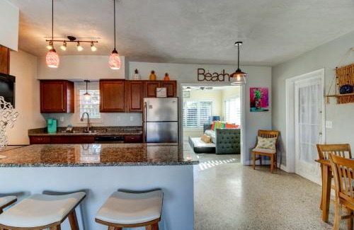 Winthrop Holding House | Blowfish Bungalow-Cowboy Pool FirePit Ping Pong