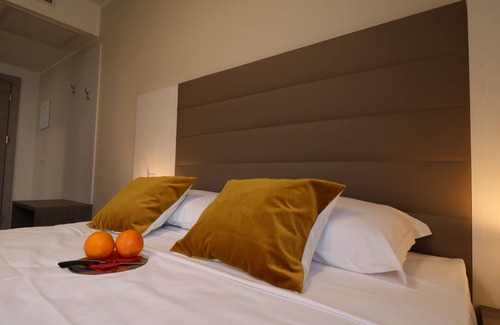 Buccinasco Hotel | BLU HOTEL 4 4 S.R.L.