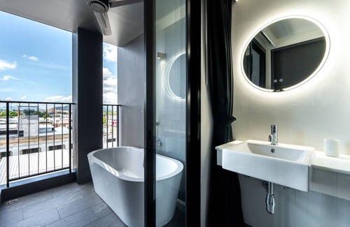 Downtown Krabi Hotel | Blu Monkey Hub & Hotel Krabi Town