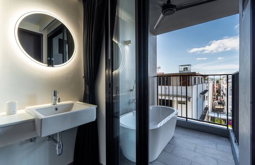 Downtown Krabi Hotel | Blu Monkey Hub & Hotel Krabi Town