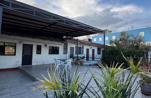 FERROCARRIL House | BLUE - 10 minutes from Downtown, a home with a lot of family history!