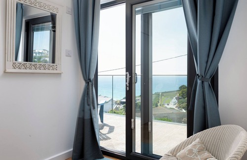 Trenance Cottage | Blue Bay Beach House