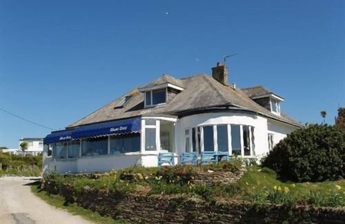 Trenance Apartment | Blue Bay House 9 bedrooms beach house