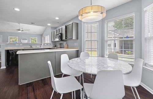 Charleston House | Blue Belle - Across from Pool near Credit One