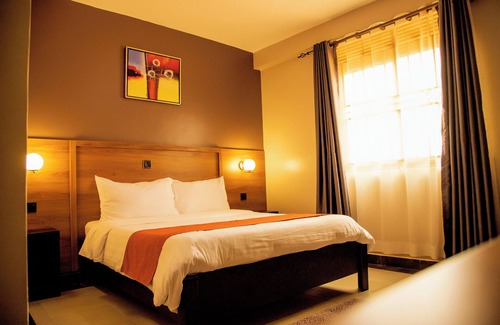 Entebbe Hotel | Blue Berries Hotel
