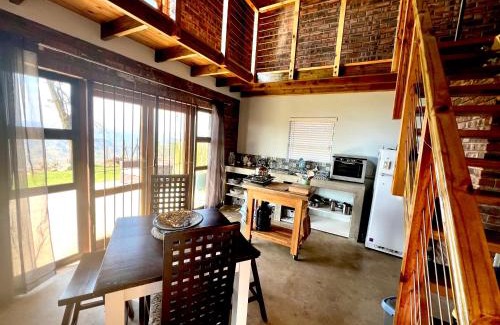 Inchanga Apartment | Blue Bird Lodge
