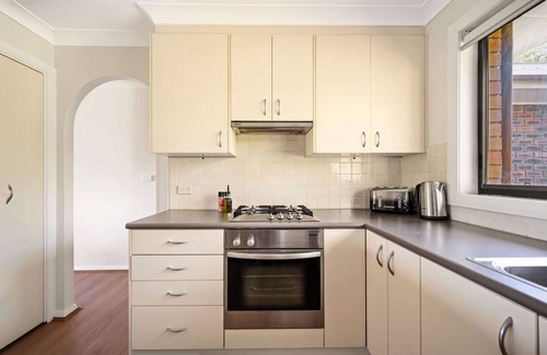 Terrigal House | “Blue Bird” – Oceanview, Spa & Games Room