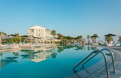 Pefkochori Apartment | Blue Carpet Luxury Suites
