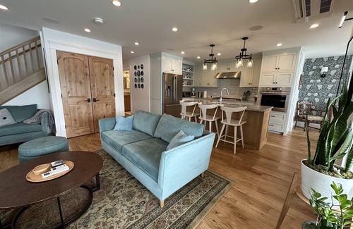 Lincolnville House | BLUE COTTAGE ON NORTON POND - Town of Lincolnville