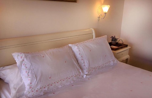 Rosh Pinna Cabin | Blue&Cream Chalets