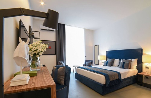 Santa Lucia Bed & Breakfast | Blue deluxe room 5 - 133