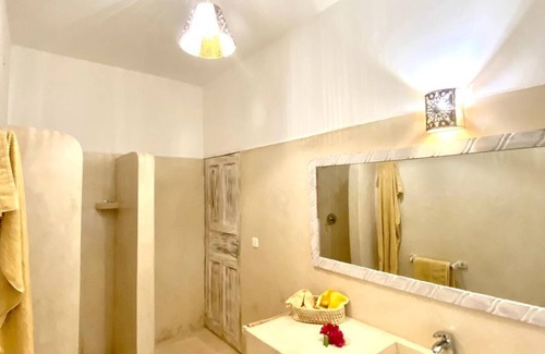 Watamu Bed & Breakfast | BLUE DIAMOND VILLA WATAMU