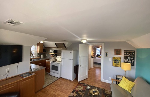 Murfreesboro House | Blue Door Casa Grande - Fast Fiber Wifi & The Comforts of Home!