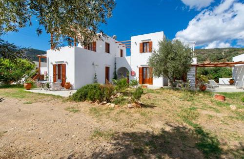 Platis Gialos Apartment | Blue Fish