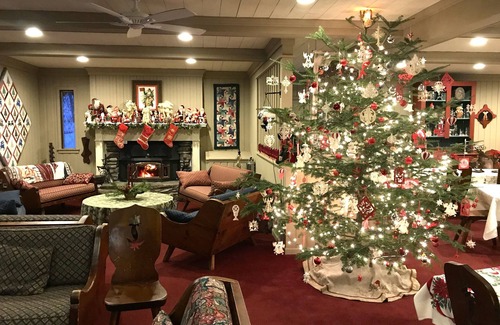 Londonderry Bed & Breakfast | Blue Gentian Lodge at Magic Mountain