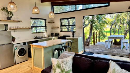 Capri House | Blue Gum Tree Cottage