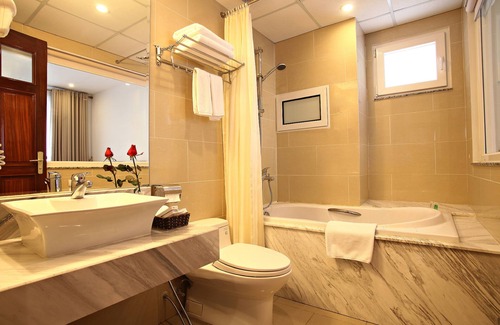 Pho Hue Hotel | Blue Hanoi Hotel