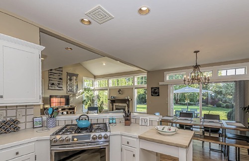 Walla Walla East House | Blue Haven: Light and Spacious