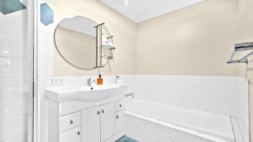 Sawtell Apartment | Blue Haze 3