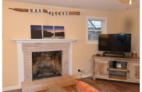 Albemarle House | Blue Heron Bungalow with DEEP WATER and all the fun LKT has to offer!!