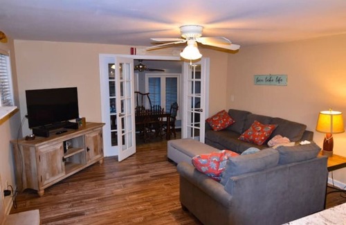 Albemarle House | Blue Heron Bungalow with DEEP WATER and all the fun LKT has to offer!!