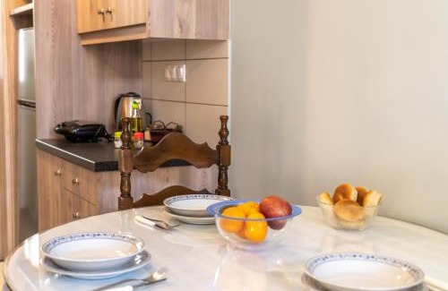 Nea Alikarnassos Apartment | Blue Home Studio