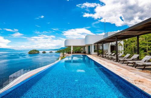 Mismaloya Apartment | Blue Horizon 203 at Residences