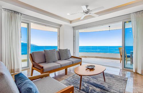 Mismaloya Apartment | Blue Horizon 804 @ Residences