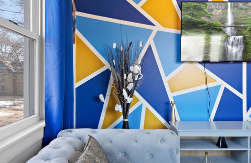 Northeast Minneapolis Arts District Apartment | Blue Horizon Hideout 2 Bedroom Home W/ Balcony