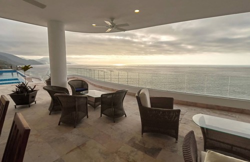 South Shore Hotel Area Apartment | Blue Horizon Residences