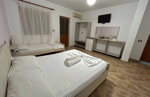Vlore Hotel | Blue Hotel Holiday