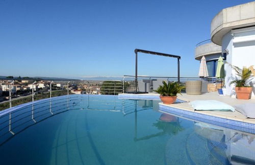 L'Escala Villa | Blue House