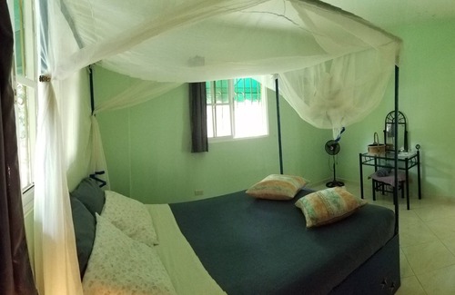 Jarabacoa Bed & Breakfast | Blue Lady Rooms B&B