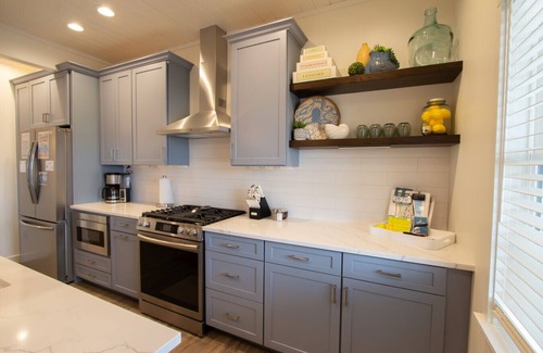 Celina Cottage | Blue Lagoon: 3 bed/2 bath Lakeside Cottage!