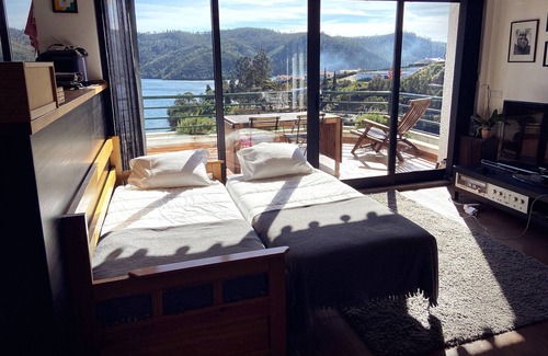 Ferreira do Zezere House | Blue Lake House | Stunning View, Pool, Sauna & Gym
