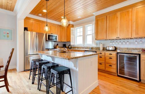 Seabrook House | Blue Lantern Cottage by Seabrook Hospitality