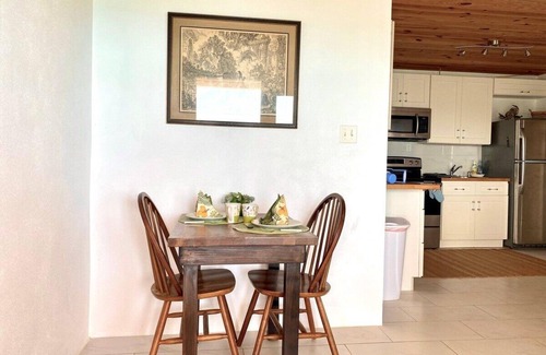 Gregory Town House | Blue Love Point 3br 3 Bedroom Home