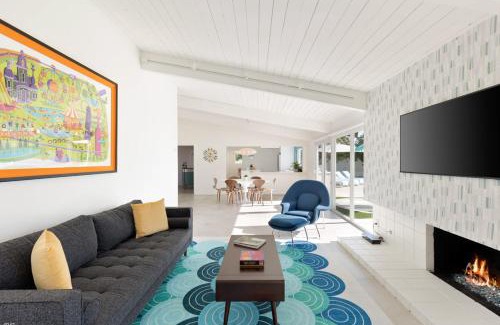 Racquet Club Estates House | Blue Martini