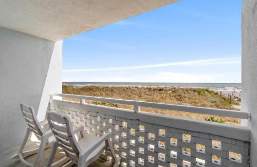 North Myrtle Beach Apartment | Blue Mist Villas Unit 201 offers King Bed Suite and Beach front Balcony in Cherry Grove