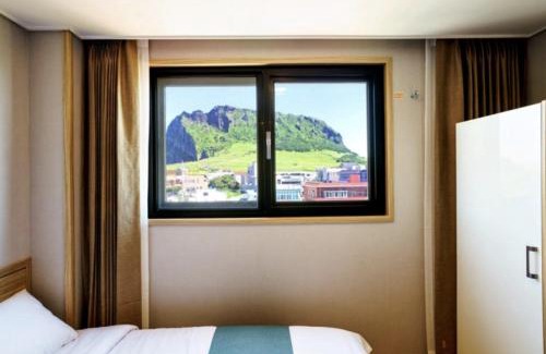 Seongsan Hotel | Blue Mountain Hotel