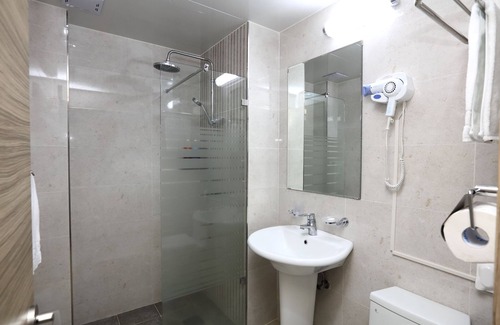 Seongsan Hotel | Blue Mountain Hotel