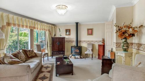 Wentworth Falls House | Blue Mountains National Park Valley Views