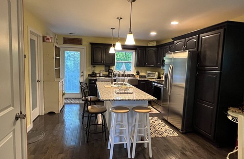 Sharps Chapel House | Blue Oasis House Lake Side Norris Lake 3BR