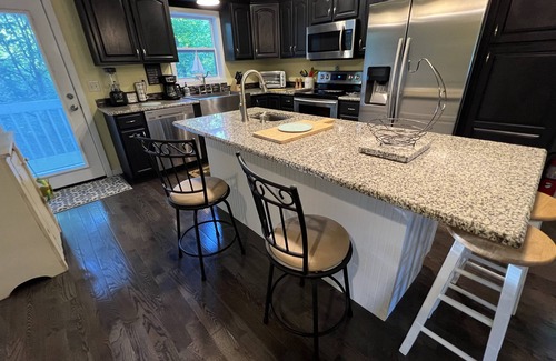 Sharps Chapel House | Blue Oasis House Lake Side Norris Lake 3BR