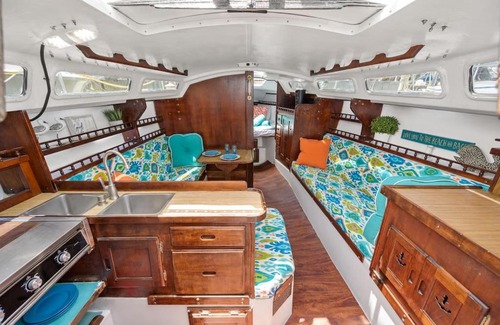 St. Augustine Boat Rental | Blue Oasis in Downtown St Augustine