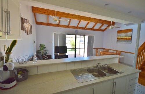 Kalbarri Villa | Blue Ocean Villa 2 - Kalbarri, WA